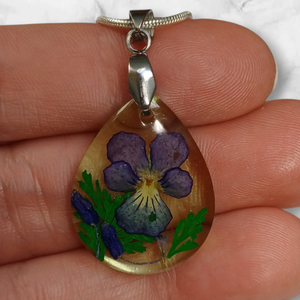 Lila ibolyás nyaklánc II. - ékszer - nyaklánc - medálos nyaklánc - Meska.hu