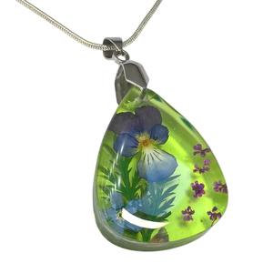 Lila ibolyás nyaklánc III., Ékszer, Nyaklánc, Medálos nyaklánc, Ékszerkészítés, MESKA