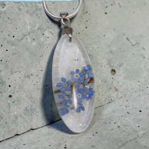 Nefelejcses nyaklánc  - ékszer - nyaklánc - medálos nyaklánc - Meska.hu