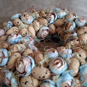 Tavaszi kopogtató vagy asztaldísz pici tojásokkal - otthon & életmód - dekoráció - ajtó- és ablak dekoráció - ajtódísz & kopogtató - Meska.hu