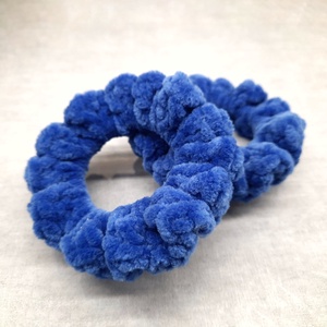 Horgolt hajgumi, scrunchie - ruha & divat - hajdísz & hajcsat - hajráf & hajpánt - Meska.hu