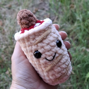 Horgolt puha plüss hot dog - játék & sport - plüssállat & játékfigura - csiga - Meska.hu