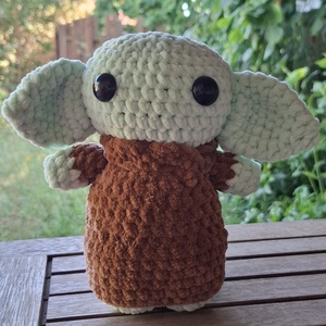 Horgolt puha plüss Baby Yoda, Játék & Sport, Plüssállat & Játékfigura, Maci, Horgolás, MESKA