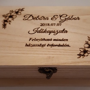 Időkapszula könyv alakú fa doboz - esküvő - emlék & ajándék - doboz - Meska.hu
