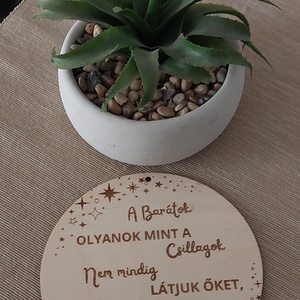 A barátok, Otthon & Életmód, Dekoráció, Ajtó- és ablak dekoráció, Ablakdísz, Gravírozás, pirográfia, MESKA