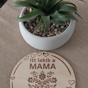 Kör alakú tábla mama, Otthon & Életmód, Dekoráció, Ajtó- és ablak dekoráció, Ablakdísz, Gravírozás, pirográfia, MESKA