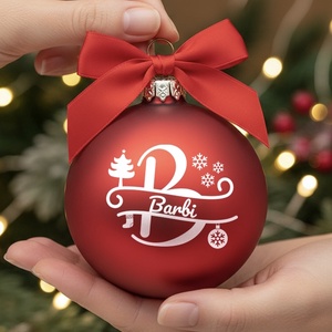 Névre szóló karácsonyi gömb - egyedi üveg karácsonyfa dísz, Karácsony, Karácsonyi lakásdekoráció, Karácsonyfadíszek, Üvegművészet, MESKA