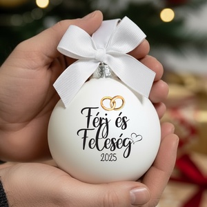 Férj és Feleség 2025 karácsonyi gömb - üveg karácsonyfa dísz, Karácsony, Karácsonyi lakásdekoráció, Karácsonyfadíszek, Üvegművészet, MESKA