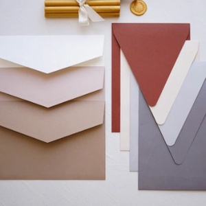 Bézs díszboríték - 20 x 14 cm - esküvő - emlék & ajándék - nászajándék - esküvői pénzátadó boríték, kártya - Meska.hu