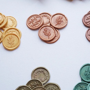 Romantikus esküvői meghívó aranyozott levél mintával díszítve  - esküvő - meghívó & kártya - meghívó - Meska.hu