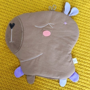 Kapibara székpárna - otthon & életmód - babaszoba, gyerekszoba - iskolai ülőpárna - Meska.hu