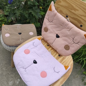 Cica székpárna - otthon & életmód - babaszoba, gyerekszoba - iskolai ülőpárna - Meska.hu