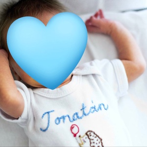 Egyedi hímzett baba body - baba - mama - babaruházat - baba body - Meska.hu