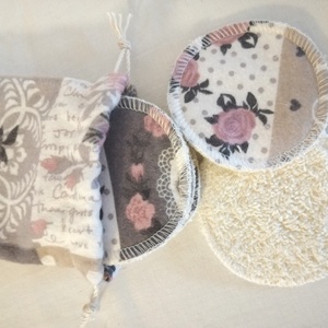 Mosható arctisztító, sminklemosó korong/ párna pamutból/Virágos Öröm  - szépségápolás - arcápolás - arctisztító korong - Meska.hu