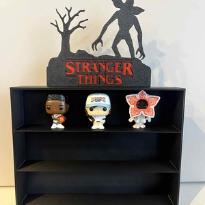 Stranger Things gyűjtői polc  12 férőhelyes Kinder figura tartó - Meska.hu