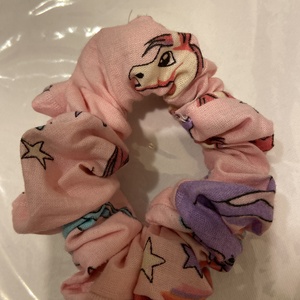 Scrunchie - unikornis mintás - ruha & divat - hajdísz & hajcsat - hajgumi - Meska.hu