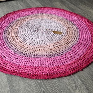 Horgolt szőnyeg rózsaszín színvilág, Otthon & Életmód, Lakástextil, Szőnyeg, Horgolt szőnyeg, Horgolás, Újrahasznosított alapanyagból készült termékek, MESKA