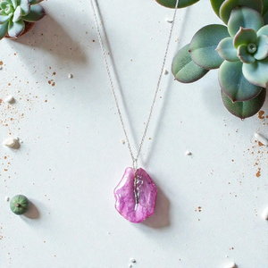  Nyaklánc bougainvillea szirommal - ékszer - nyaklánc - medálos nyaklánc - Meska.hu