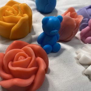 Nőnapra ,anyák napjára illatos dekorszappan virágok - szépségápolás - szappan & fürdés - kézműves szappan - Meska.hu