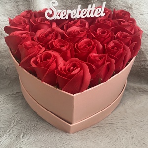 Illatos szappanrózsa box - Meska.hu