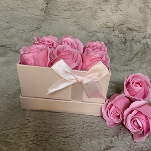 Illatos szappanrózsa box - Meska.hu