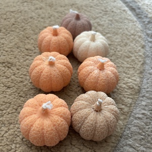 Illatos tök gyertya - Meska.hu