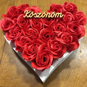 Illatos szappanrózsa box valentín  napra,névnapra stb - otthon & életmód - virágdekoráció - virágok - virágbox - Meska.hu