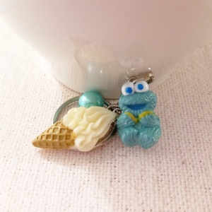 sütiszörny, cookie monster kucstartó - táska & tok - kulcstartó & táskadísz - kulcstartó - Meska.hu