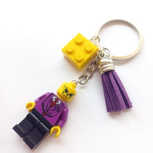 Legofigurás kucstartó, Táska & Tok, Kulcstartó & Táskadísz, Kulcstartó, Ékszerkészítés, Gyöngyfűzés, gyöngyhímzés, MESKA