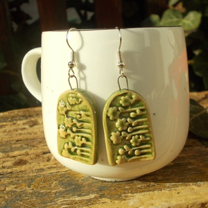 Antikolt zöld fülbevaló, Ékszer, Fülbevaló, Lógó fülbevaló, Ékszerkészítés, Kerámia, MESKA