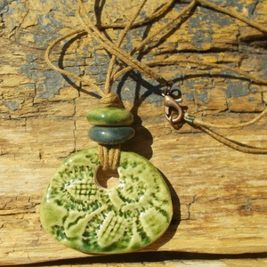 Zöld nyaklánc - Meska.hu