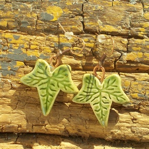 Borostyán leveles  fülbevaló - ékszer - fülbevaló - lógó fülbevaló - Meska.hu