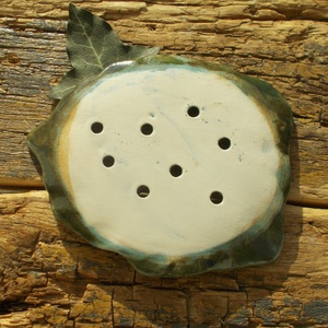 Szappantartó levél mintával. - otthon & életmód - fürdőszoba - szappantartó - Meska.hu