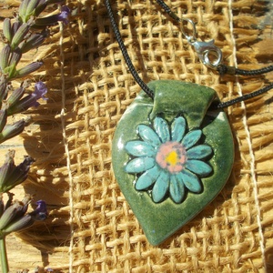 Virágos nyaklánc - ékszer - nyaklánc - medálos nyaklánc - Meska.hu