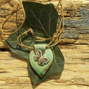 Pillangós nyaklánc, Ékszer, Nyaklánc, Medálos nyaklánc, Ékszerkészítés, Kerámia, MESKA