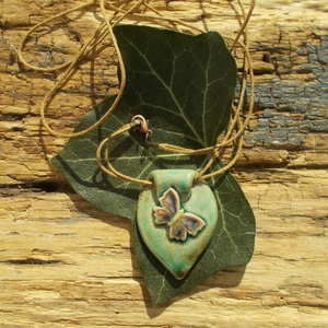 Pillangós nyaklánc - ékszer - nyaklánc - medálos nyaklánc - Meska.hu