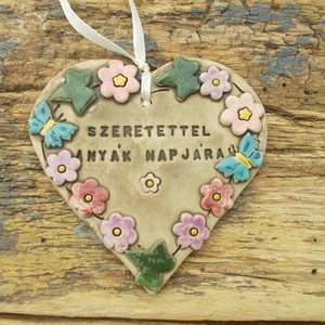 Anyák napjára - Meska.hu