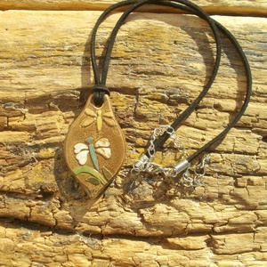 Nyaklánc szitakötővel - ékszer - nyaklánc - medálos nyaklánc - Meska.hu