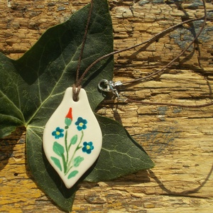 Nyaklánc virágokkal - ékszer - nyaklánc - medálos nyaklánc - Meska.hu