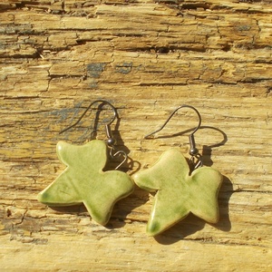 Borostyán leveles  fülbevaló - ékszer - fülbevaló - lógó fülbevaló - Meska.hu