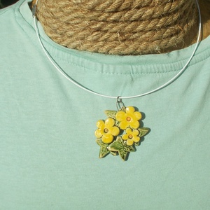 Virág nyaklánc , Ékszer, Nyaklánc, Medálos nyaklánc, Ékszerkészítés, Kerámia, MESKA