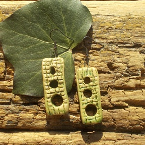 Antikolt zöld fülbevaló - ékszer - fülbevaló - lógó fülbevaló - Meska.hu