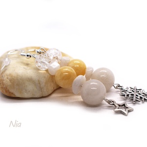 Csillagfény a hóesésben - ásványfülbevaló hópehely és csillag medálokkal - Meska.hu