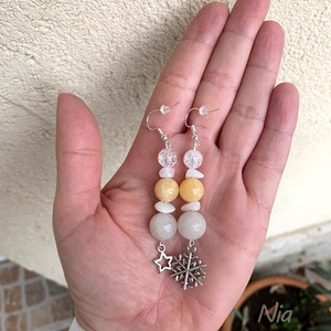 Csillagfény a hóesésben - ásványfülbevaló hópehely és csillag medálokkal - ékszer - fülbevaló - lógó fülbevaló - Meska.hu