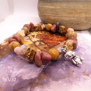 Mackómese - ásványkarkötő maci medállal - ékszer - karkötő - karkötő medállal - Meska.hu