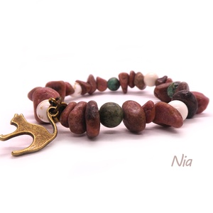 Édes otthon - ásványkarkötő cica medállal - ékszer - karkötő - karkötő medállal - Meska.hu