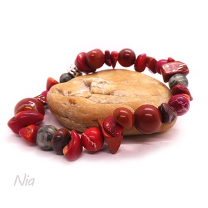 Csipkebokorvessző - korall és ásvány karkötő - Meska.hu