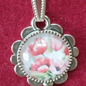 Üveg lencsés kulcsos ezüst (925) nyaklánc tulipán motívummal  - ékszer - nyaklánc - medálos nyaklánc - Meska.hu Üveg lencsés kulcsos ezüst (925) nyaklánc tulipán motívummal  - ékszer - nyaklánc - medálos nyaklánc - Meska.hu