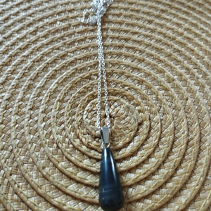 Fekete achát ásvány medál ezüst (925) nyaklánccal   - ékszer - nyaklánc - medál - Meska.hu