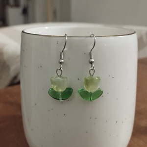 Tulipános fülbevaló orvosi acél fülivel - ékszer - fülbevaló - lógó fülbevaló - Meska.hu
